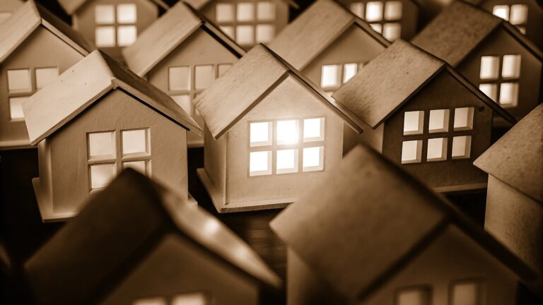 Flatirons Golf Course neighborhood